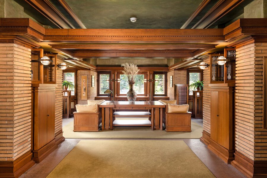 The library in the Martin House